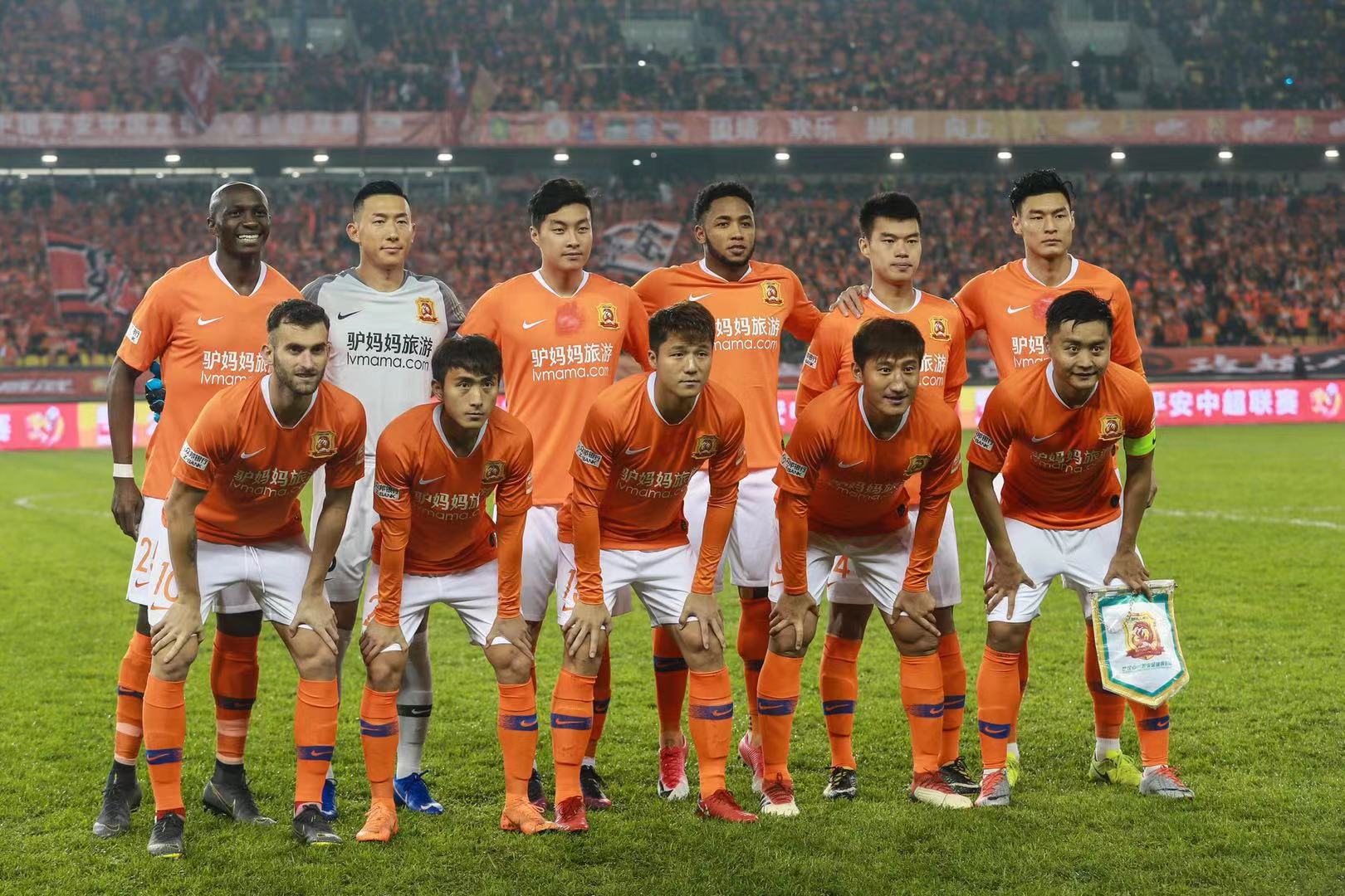 浓墨重彩的 浓墨重彩的