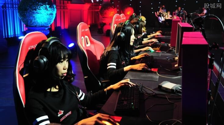 不仅如此 不仅如此