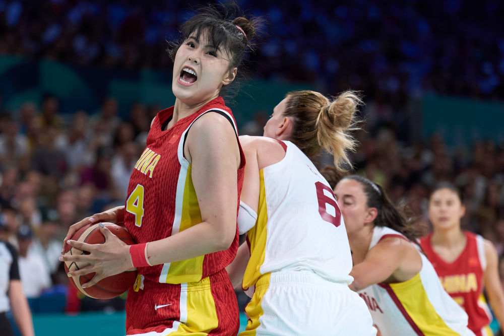 赛的挥棒出 赛的挥棒出