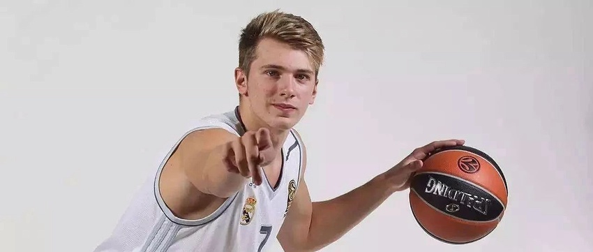 转而攻击回 转而攻击回